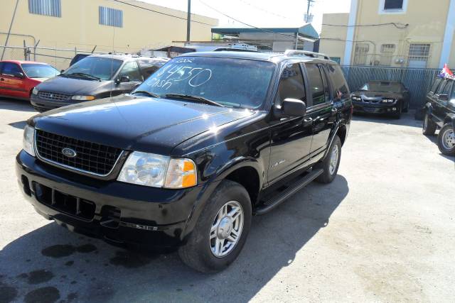 2002 Ford Explorer XLS