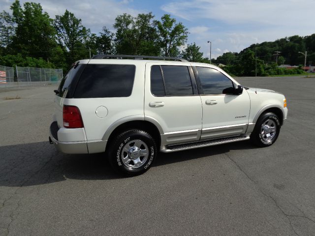 2002 Ford Explorer Super