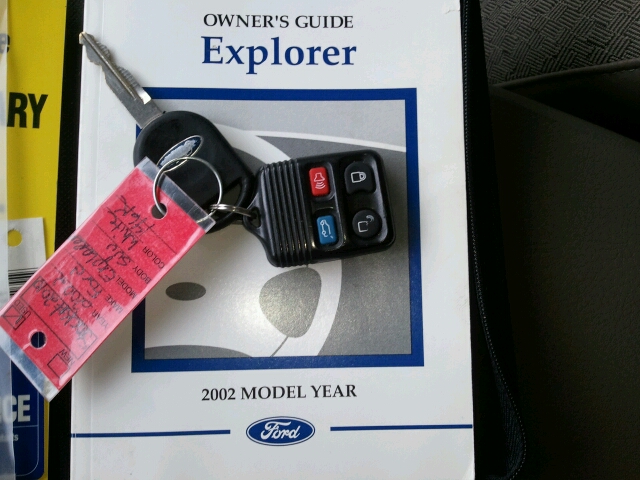 2002 Ford Explorer XLS