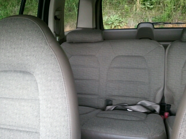 2002 Ford Explorer XLS