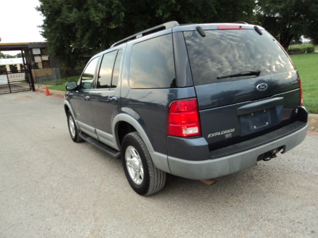 2002 Ford Explorer ESi