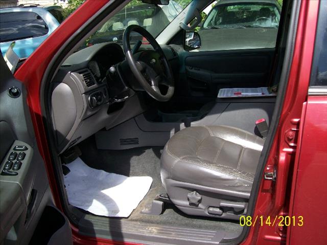 2002 Ford Explorer ESi