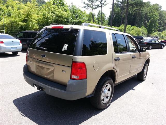 2002 Ford Explorer XLS
