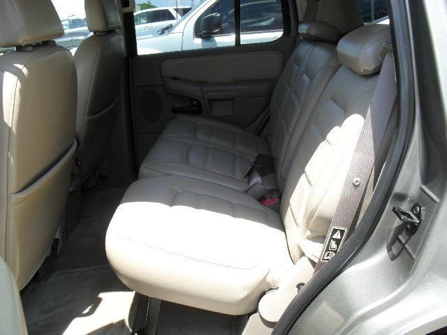 2002 Ford Explorer ESi