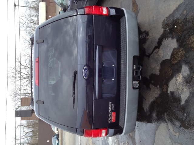 2002 Ford Explorer SL 4x4 Regular Cab