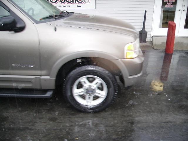 2002 Ford Explorer ESi