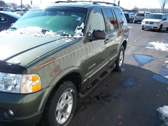 2002 Ford Explorer SLT 25