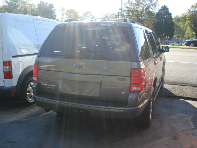 2002 Ford Explorer Super