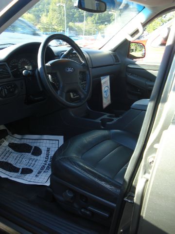 2002 Ford Explorer Super