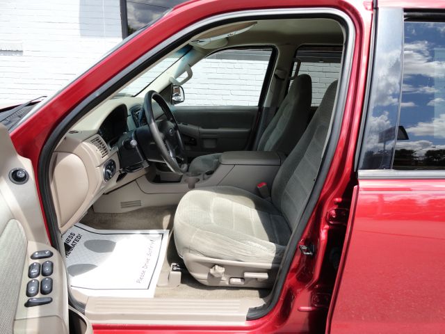 2002 Ford Explorer SL 4x4 Regular Cab