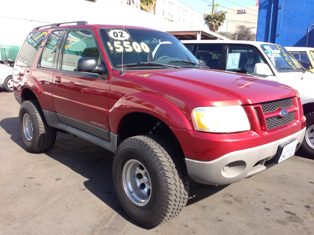 2002 Ford Explorer M35x Sedan 4D