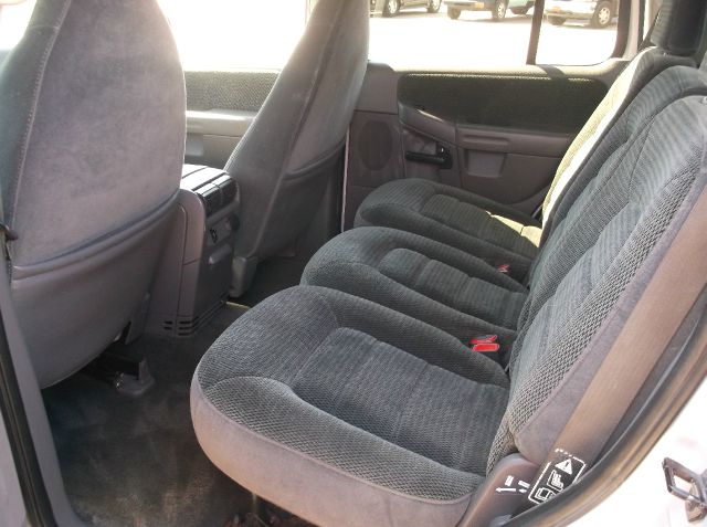 2002 Ford Explorer SL 4x4 Regular Cab