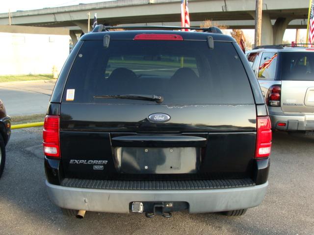2002 Ford Explorer ESi