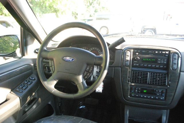 2002 Ford Explorer Super