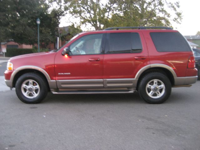 2002 Ford Explorer E320 - Extra Sharp