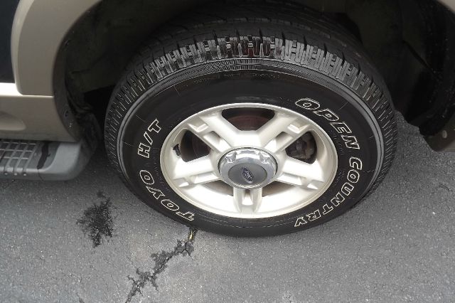 2002 Ford Explorer SL 4x4 Regular Cab