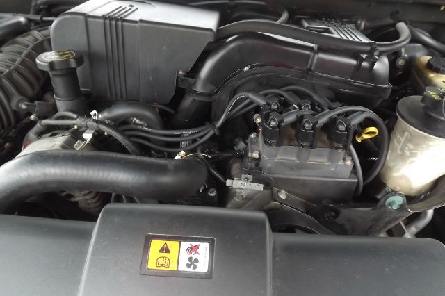 2002 Ford Explorer SL 4x4 Regular Cab