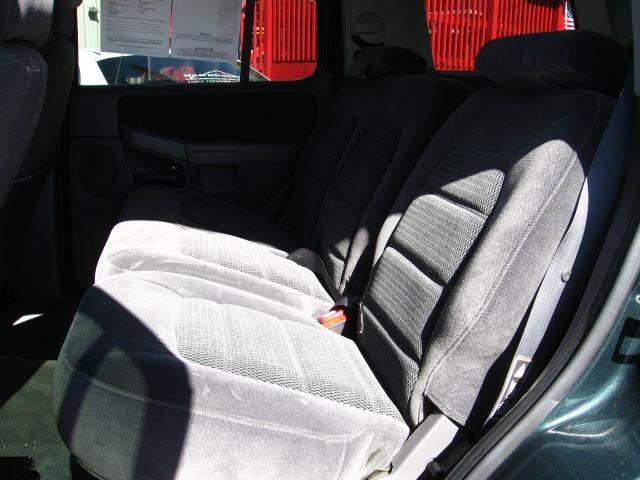 2002 Ford Explorer ESi