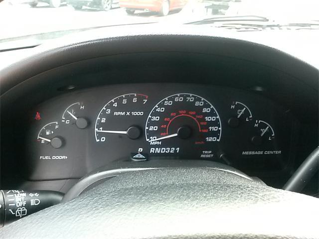 2002 Ford Explorer SLT 25