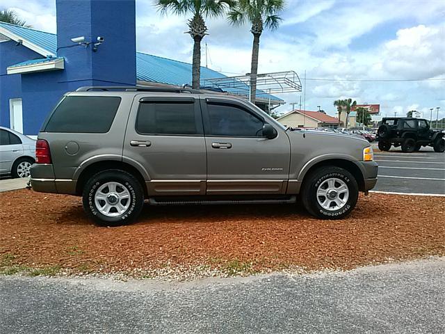 2002 Ford Explorer SLT 25
