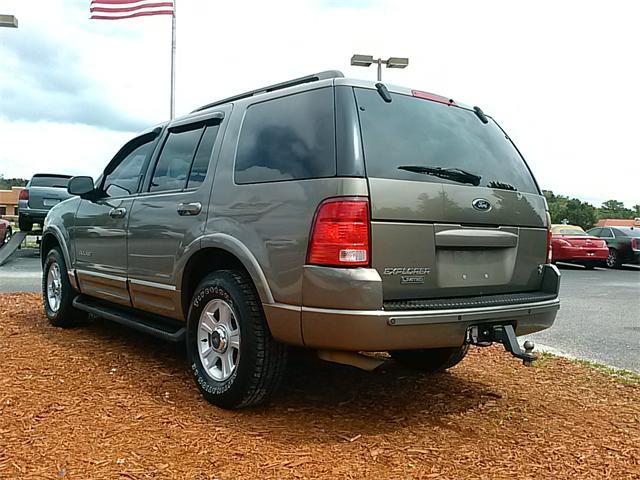 2002 Ford Explorer SLT 25