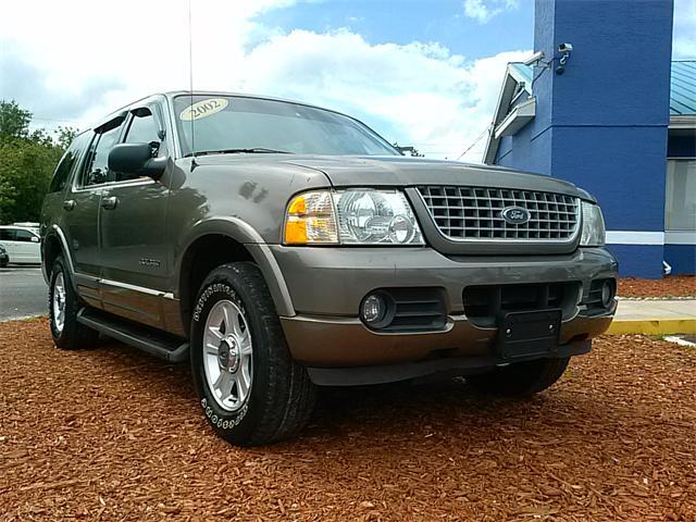 2002 Ford Explorer SLT 25