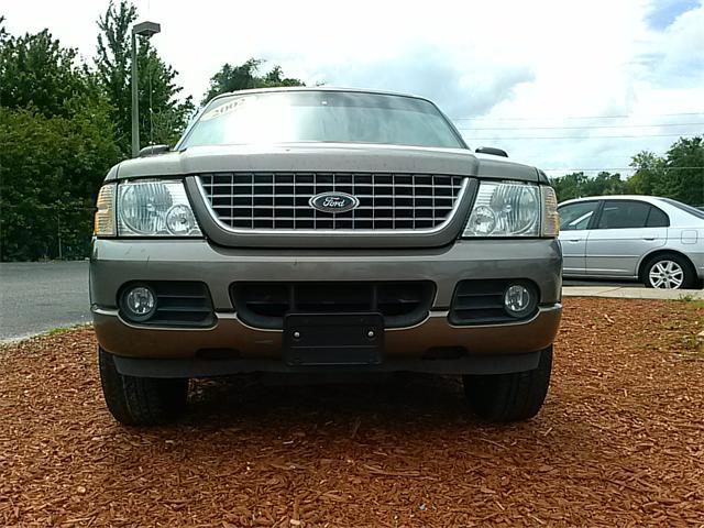 2002 Ford Explorer SLT 25