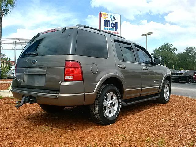 2002 Ford Explorer SLT 25
