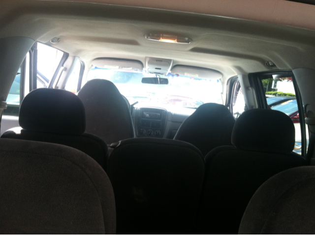 2002 Ford Explorer SL 4x4 Regular Cab