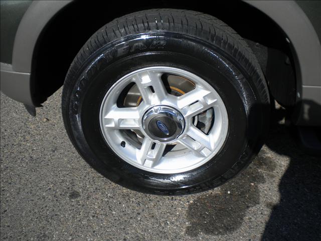 2002 Ford Explorer ESi