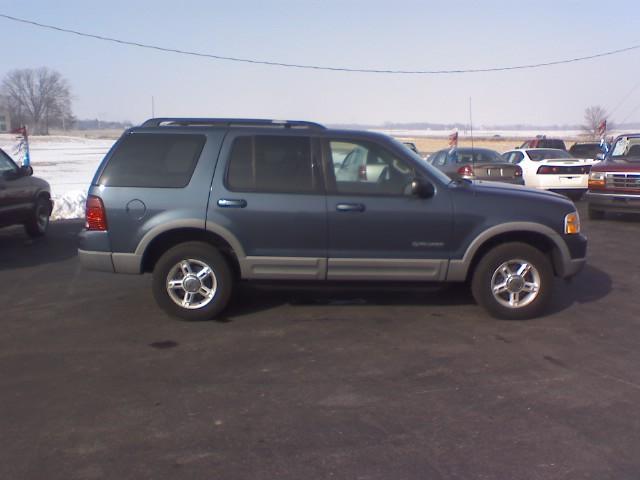 2002 Ford Explorer ESi