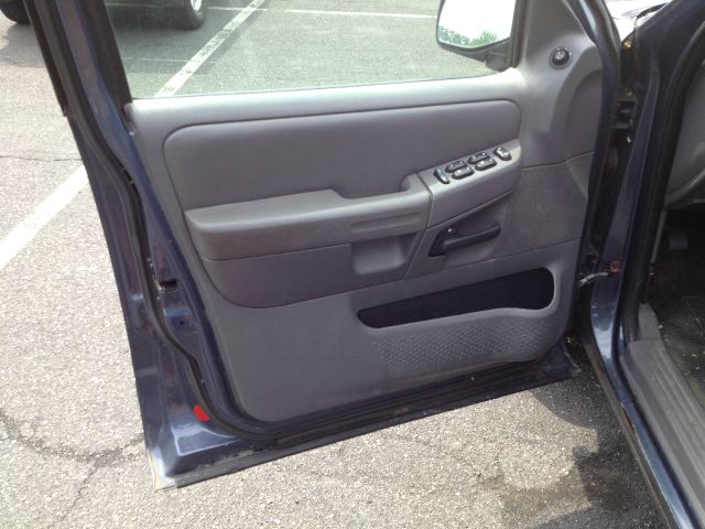 2002 Ford Explorer SL 4x4 Regular Cab