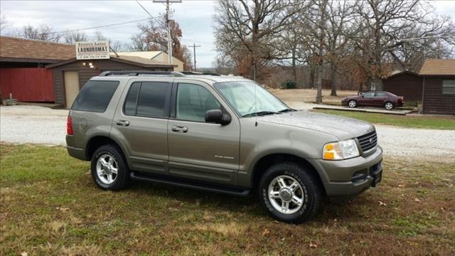 2002 Ford Explorer GT 35