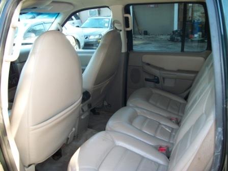 2002 Ford Explorer ESi