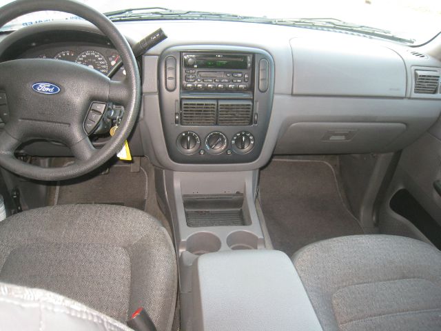 2003 Ford Explorer V6 C2