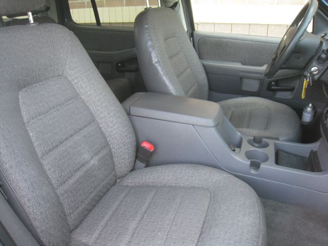 2003 Ford Explorer V6 C2