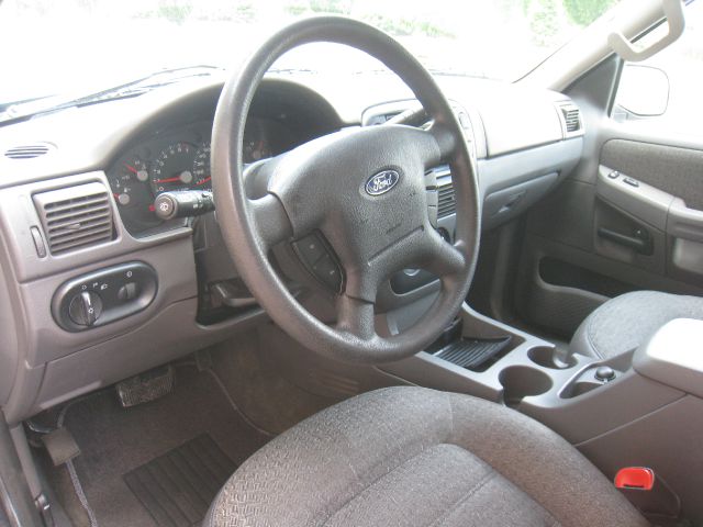 2003 Ford Explorer V6 C2
