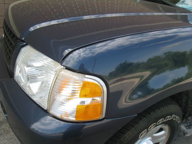 2003 Ford Explorer V6 C2