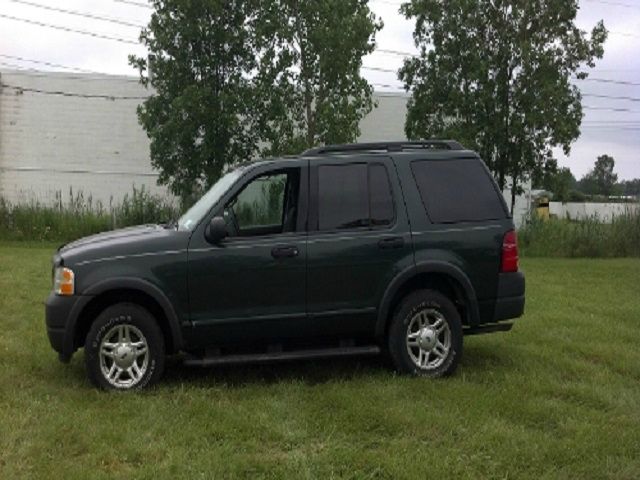 2003 Ford Explorer ESi