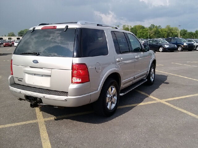 2003 Ford Explorer SLS Base