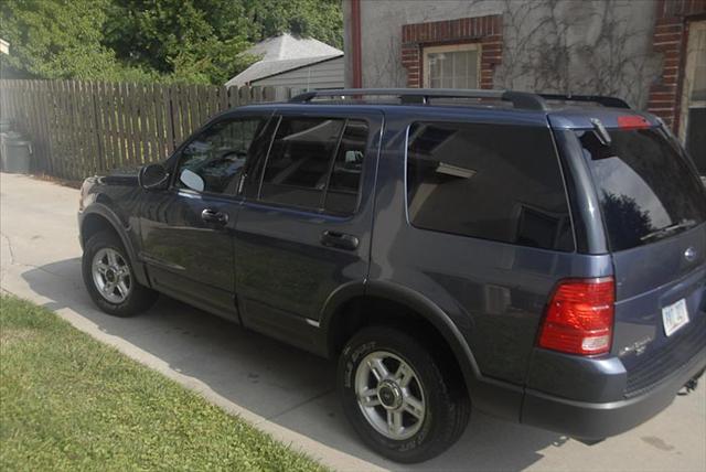 2003 Ford Explorer ESi