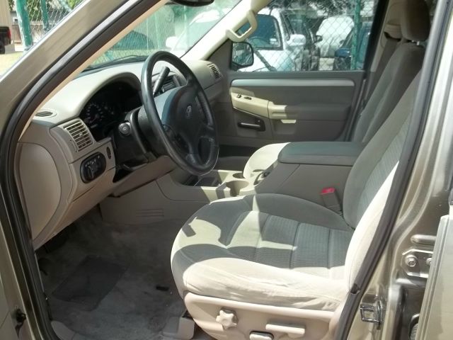 2003 Ford Explorer LT EXT 15