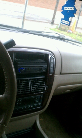 2003 Ford Explorer 2dr LWB