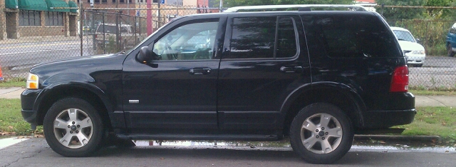 2003 Ford Explorer 2dr LWB
