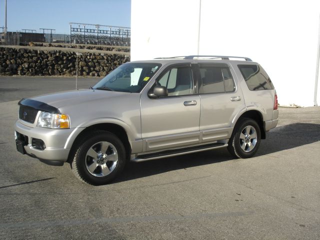 2003 Ford Explorer 2dr LWB