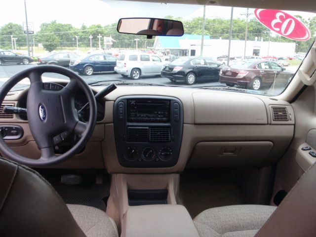 2003 Ford Explorer 2500 4WD