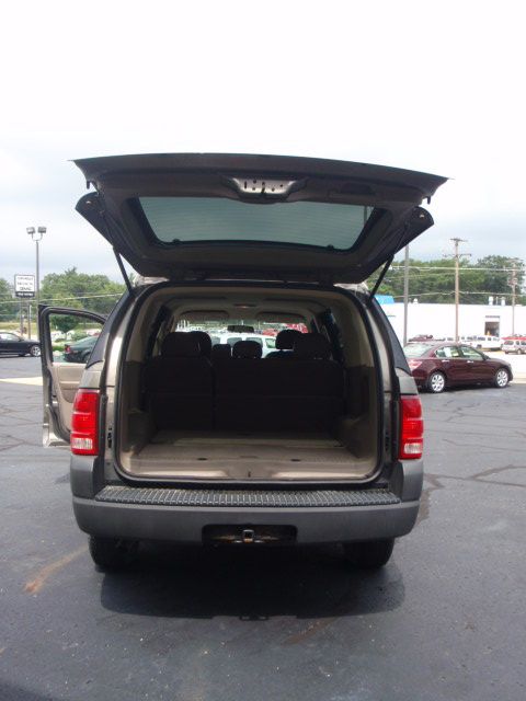 2003 Ford Explorer 2500 4WD