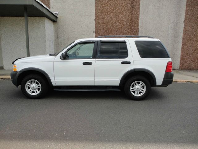 2003 Ford Explorer 2500 4WD