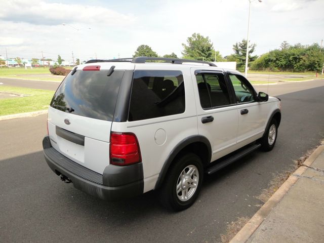 2003 Ford Explorer 2500 4WD