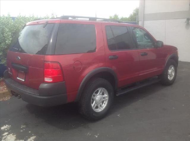 2003 Ford Explorer 2dr LWB